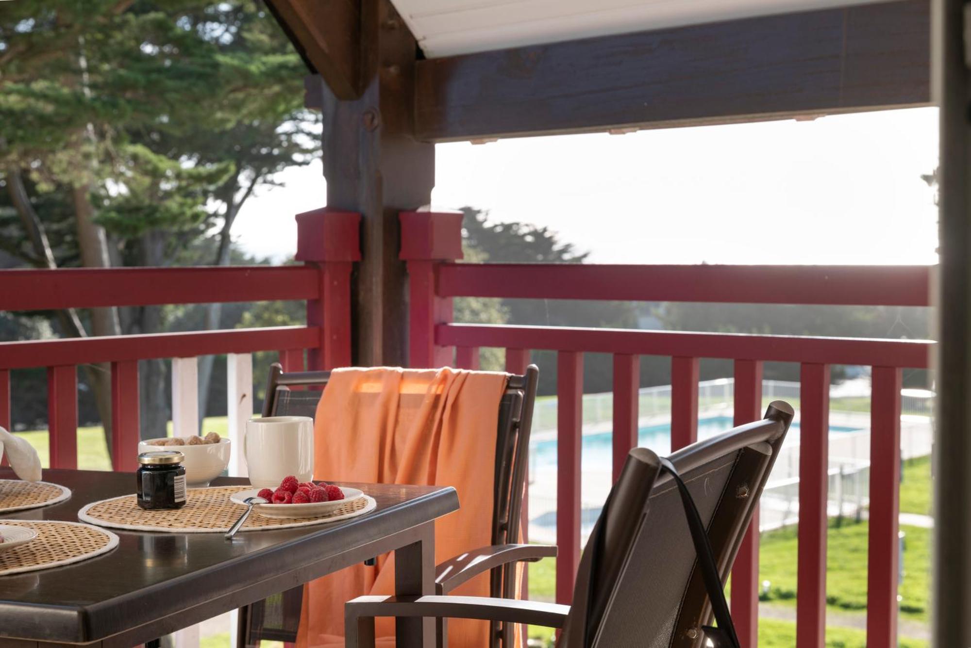 Residence Pierre & Vacances Premium Le Domaine De Cramphore Ле Пулиген Екстериор снимка